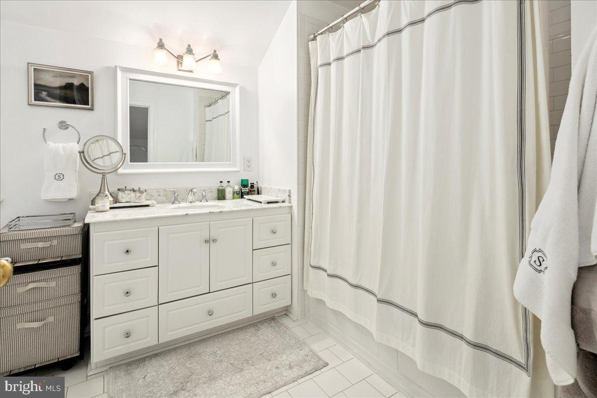 6407 13TH ST, ALEXANDRIA, Virginia 22307, 3 Bedrooms Bedrooms, ,2 BathroomsBathrooms,Residential,For sale,6407 13TH ST,VAFX2254628 MLS # VAFX2254628