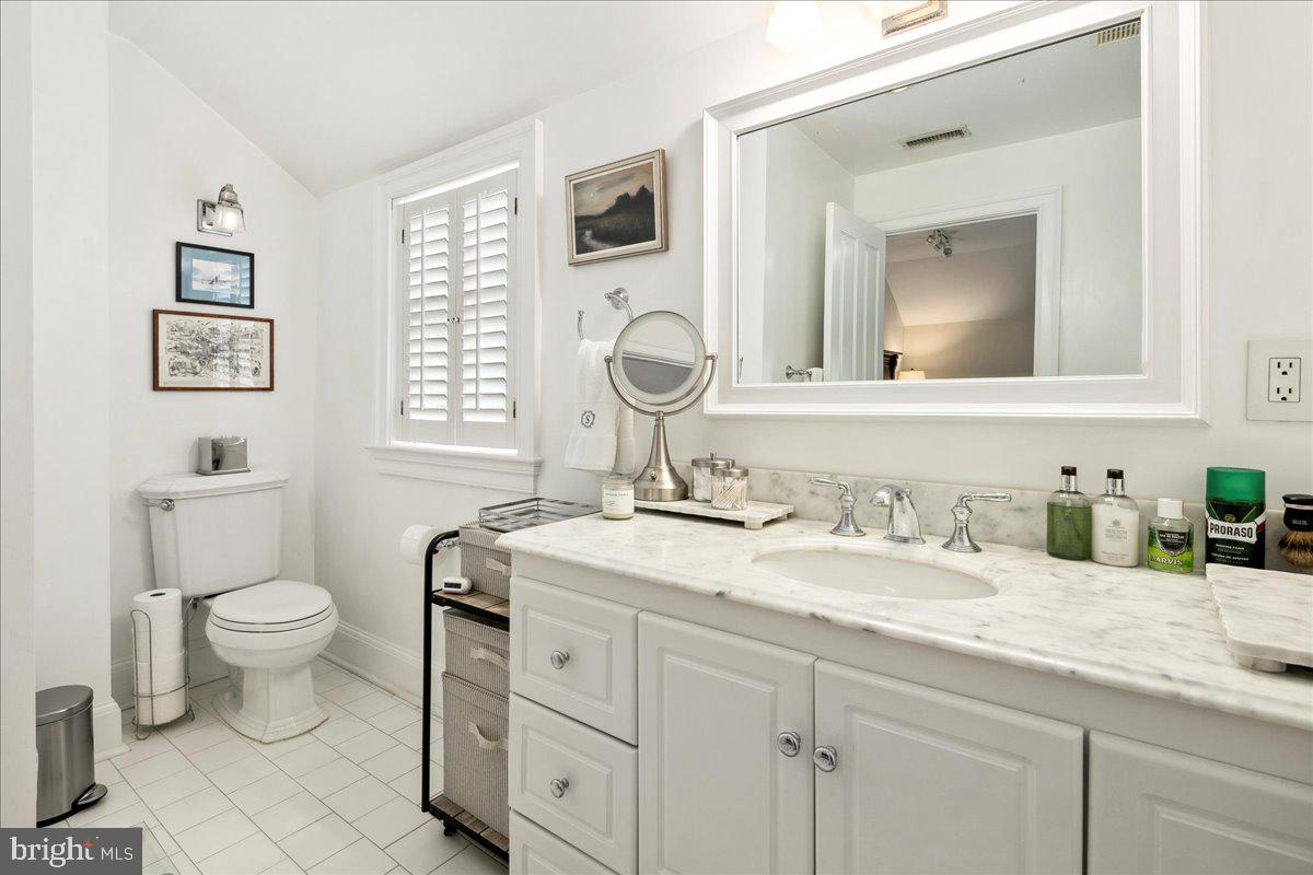 6407 13TH ST, ALEXANDRIA, Virginia 22307, 3 Bedrooms Bedrooms, ,2 BathroomsBathrooms,Residential,For sale,6407 13TH ST,VAFX2254628 MLS # VAFX2254628