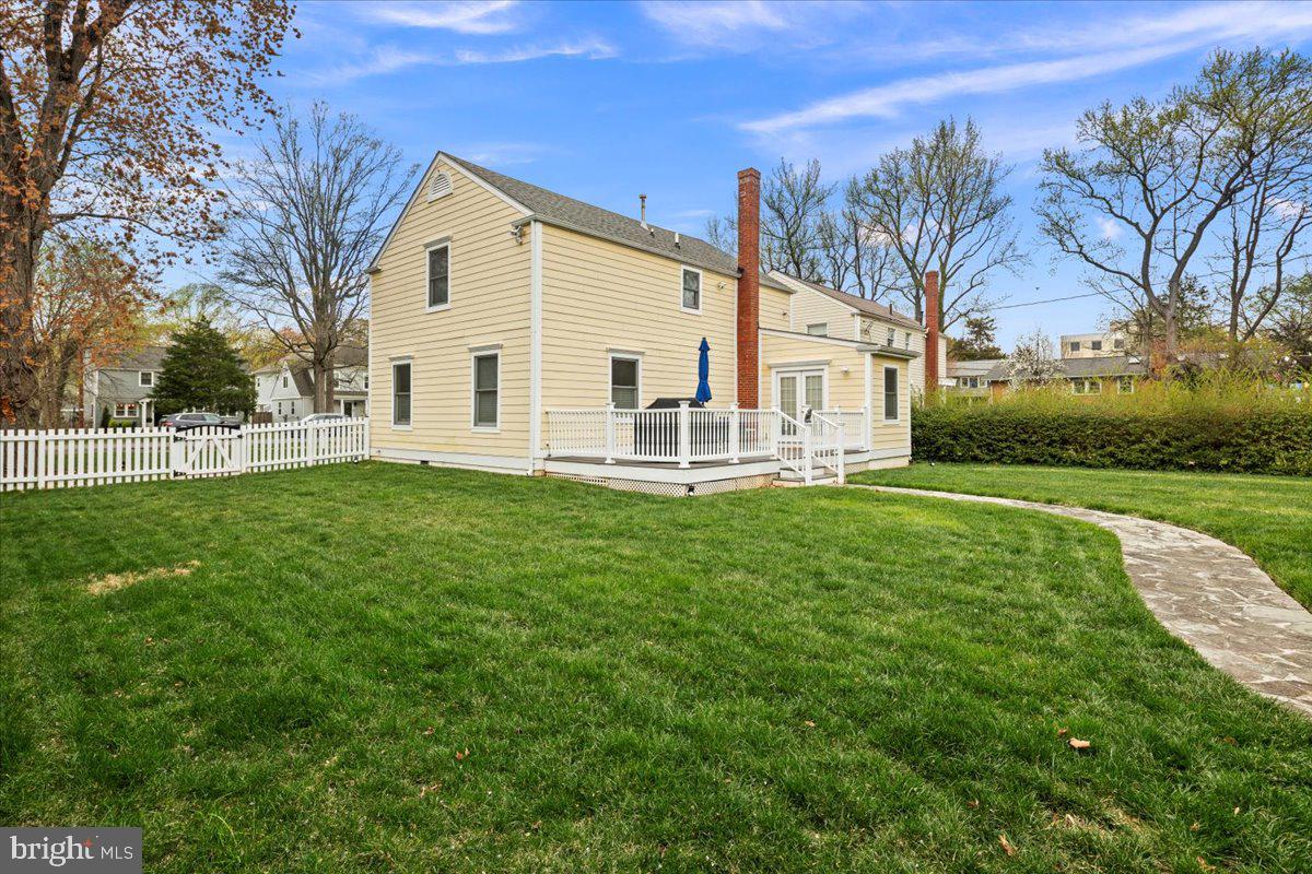 6407 13TH ST, ALEXANDRIA, Virginia 22307, 3 Bedrooms Bedrooms, ,2 BathroomsBathrooms,Residential,For sale,6407 13TH ST,VAFX2254628 MLS # VAFX2254628