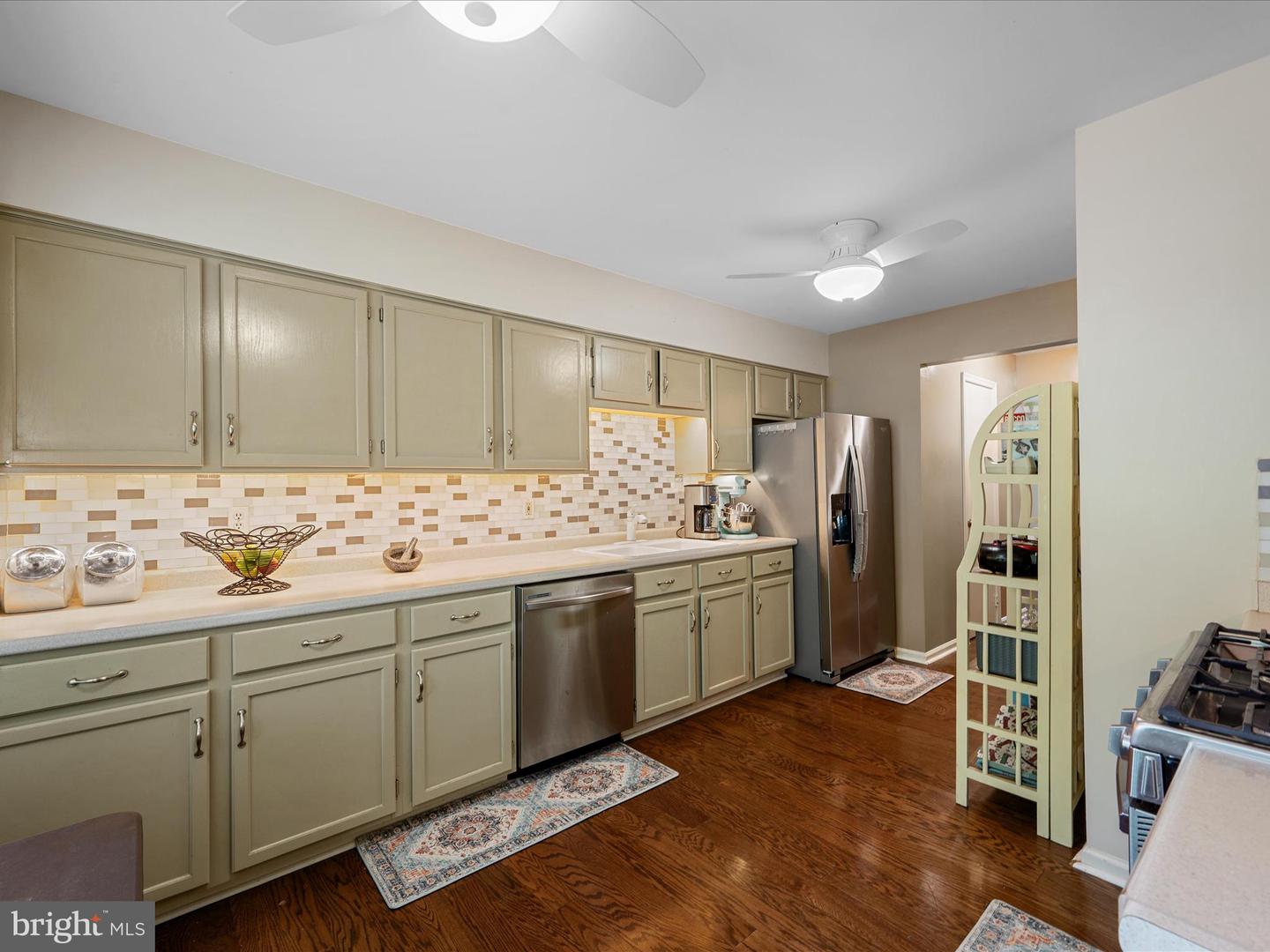 33 PEPPER TREE CT, WARRENTON, Virginia 20186, 3 Bedrooms Bedrooms, ,3 BathroomsBathrooms,Residential,For sale,33 PEPPER TREE CT,VAFQ2017390 MLS # VAFQ2017390