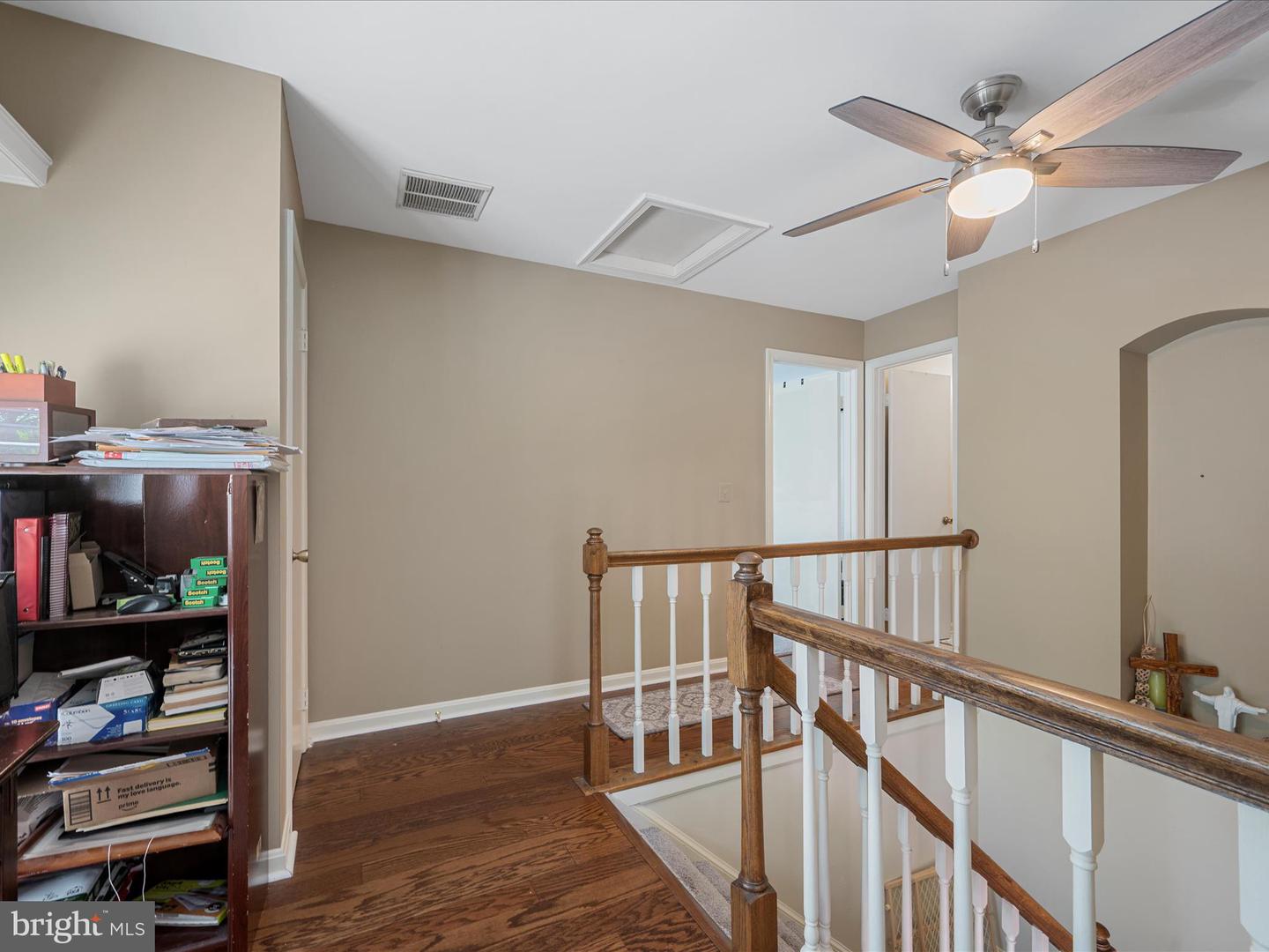 33 PEPPER TREE CT, WARRENTON, Virginia 20186, 3 Bedrooms Bedrooms, ,3 BathroomsBathrooms,Residential,For sale,33 PEPPER TREE CT,VAFQ2017390 MLS # VAFQ2017390