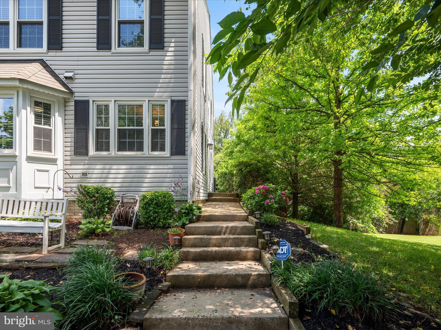 33 PEPPER TREE CT, WARRENTON, Virginia 20186, 3 Bedrooms Bedrooms, ,3 BathroomsBathrooms,Residential,For sale,33 PEPPER TREE CT,VAFQ2017390 MLS # VAFQ2017390