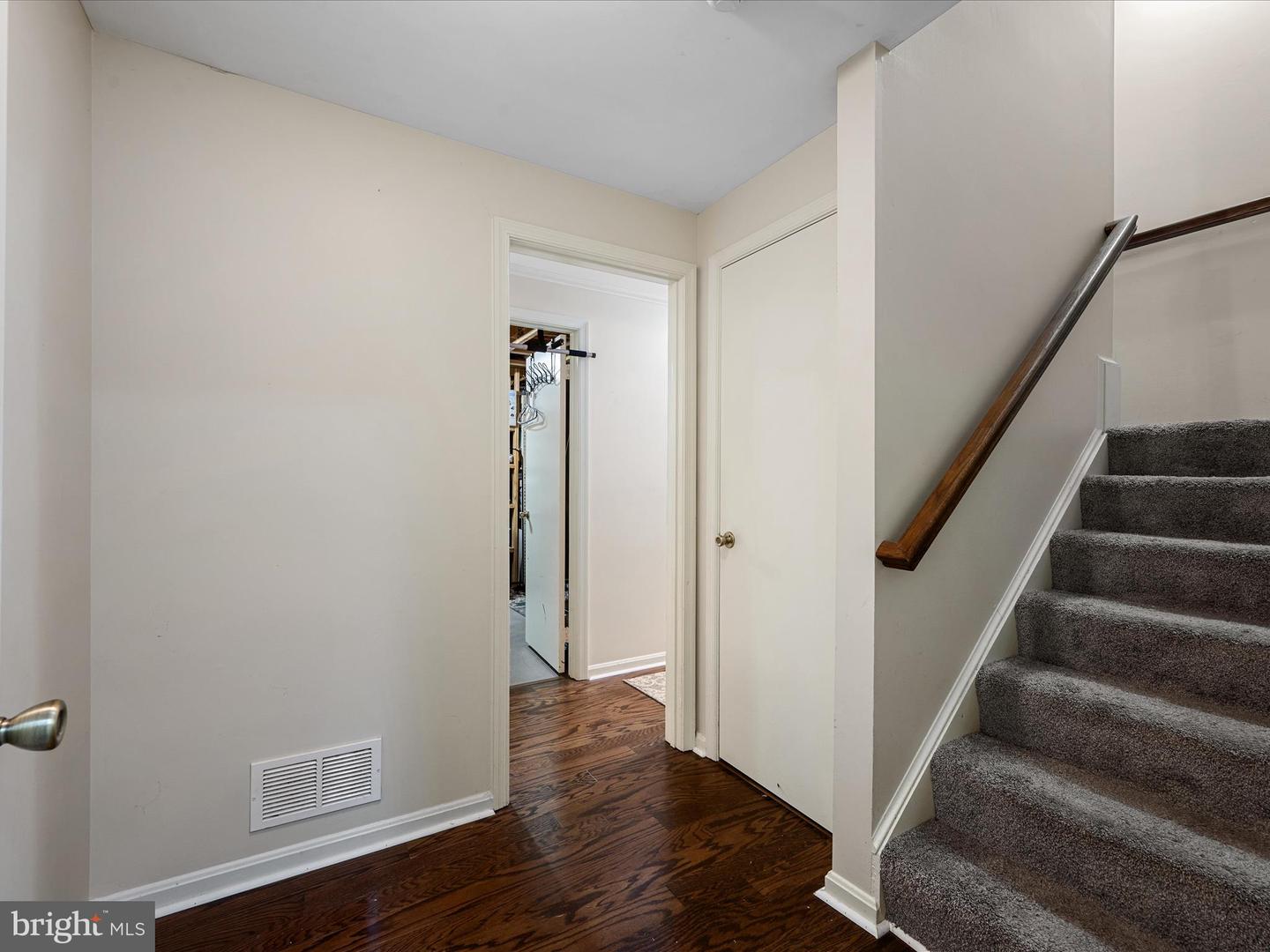 33 PEPPER TREE CT, WARRENTON, Virginia 20186, 3 Bedrooms Bedrooms, ,3 BathroomsBathrooms,Residential,For sale,33 PEPPER TREE CT,VAFQ2017390 MLS # VAFQ2017390