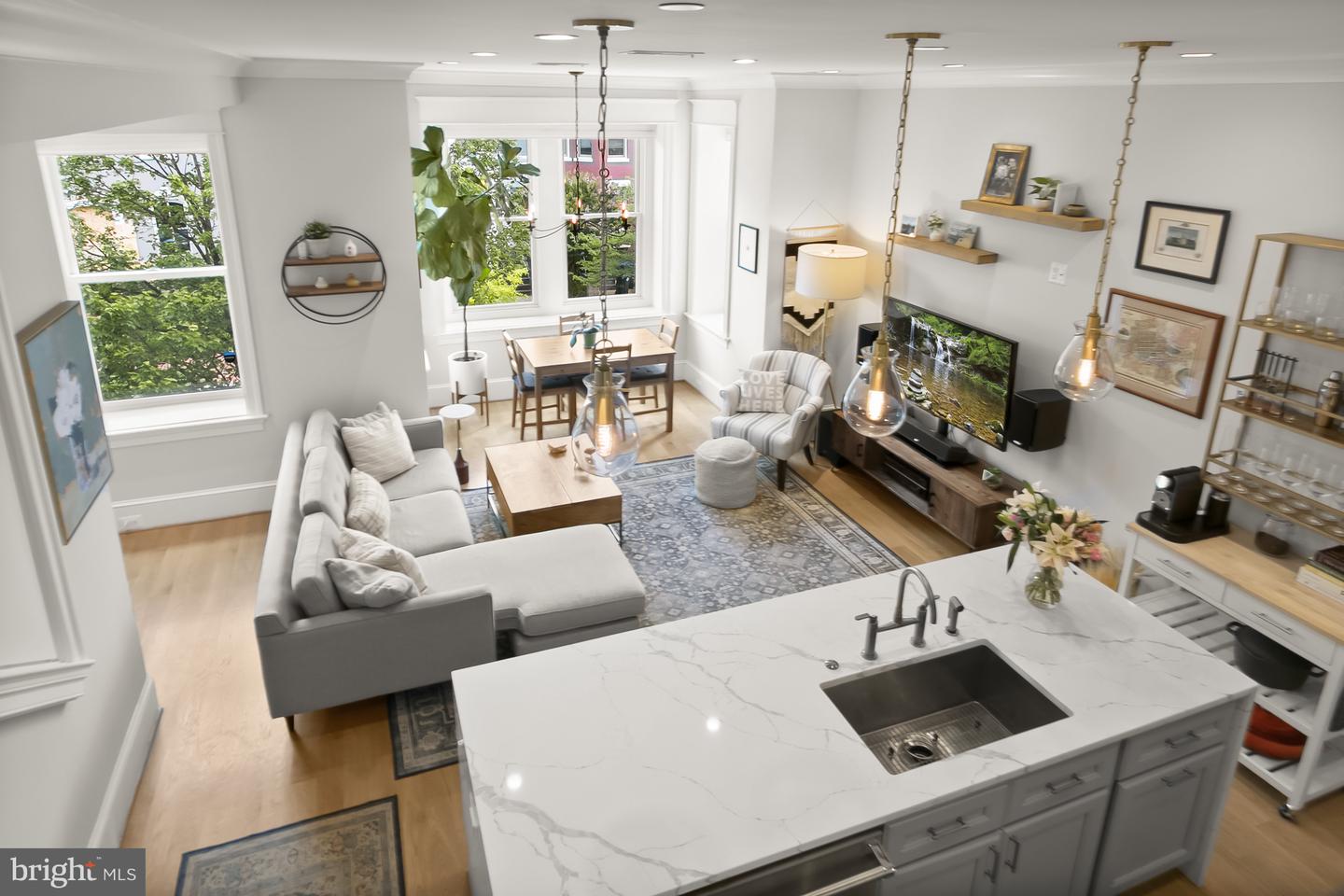 408 M ST NW #3, WASHINGTON, District Of Columbia 20001, 2 Bedrooms Bedrooms, ,2 BathroomsBathrooms,Residential,For sale,408 M ST NW #3,DCDC2209692 MLS # DCDC2209692