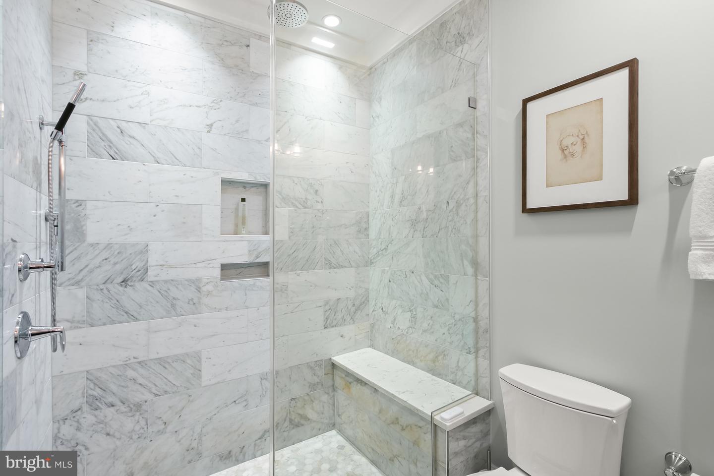408 M ST NW #3, WASHINGTON, District Of Columbia 20001, 2 Bedrooms Bedrooms, ,2 BathroomsBathrooms,Residential,For sale,408 M ST NW #3,DCDC2209692 MLS # DCDC2209692