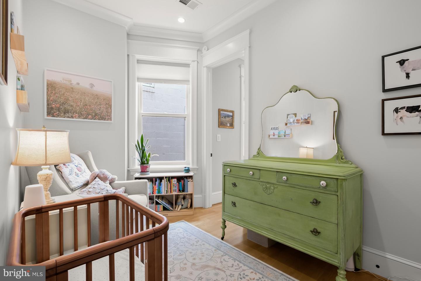 408 M ST NW #3, WASHINGTON, District Of Columbia 20001, 2 Bedrooms Bedrooms, ,2 BathroomsBathrooms,Residential,For sale,408 M ST NW #3,DCDC2209692 MLS # DCDC2209692