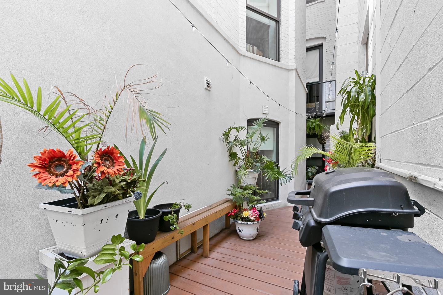408 M ST NW #3, WASHINGTON, District Of Columbia 20001, 2 Bedrooms Bedrooms, ,2 BathroomsBathrooms,Residential,For sale,408 M ST NW #3,DCDC2209692 MLS # DCDC2209692