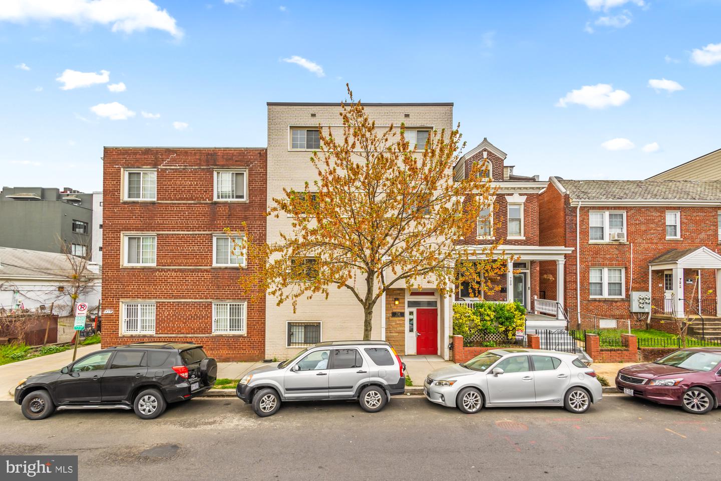 718 PARK RD NW #3, WASHINGTON, District Of Columbia 20010, 1 Bedroom Bedrooms, ,1 BathroomBathrooms,Residential,For sale,718 PARK RD NW #3,DCDC2209702 MLS # DCDC2209702