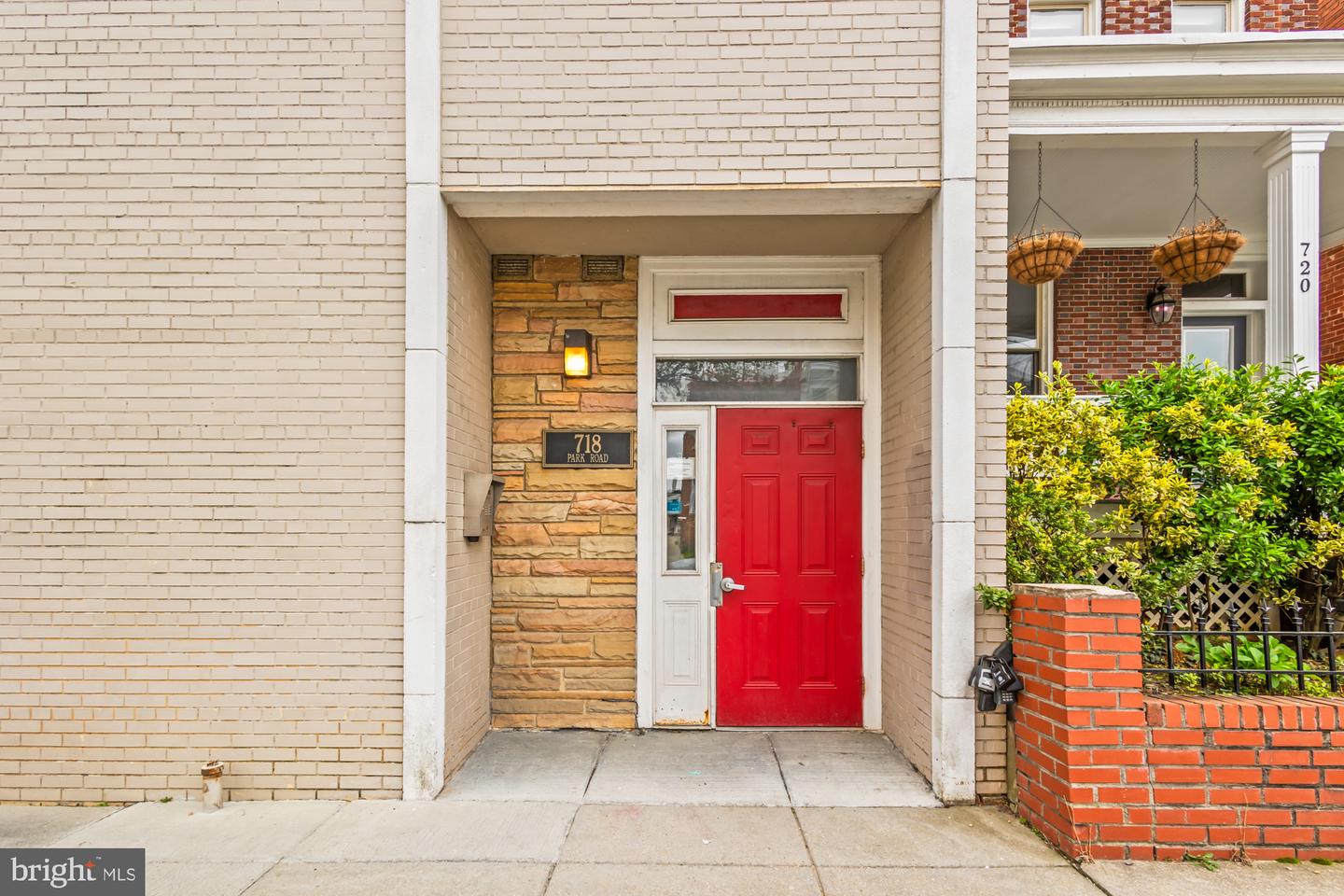 718 PARK RD NW #3, WASHINGTON, District Of Columbia 20010, 1 Bedroom Bedrooms, ,1 BathroomBathrooms,Residential,For sale,718 PARK RD NW #3,DCDC2209702 MLS # DCDC2209702