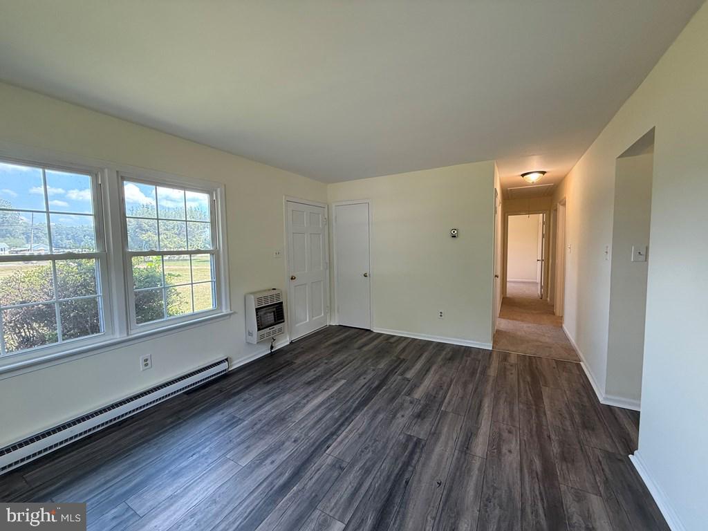 4282 MARY BALL RD, LANCASTER, Virginia 22503, 2 Bedrooms Bedrooms, ,1 BathroomBathrooms,Residential,For sale,4282 MARY BALL RD,VALV2000846 MLS # VALV2000846