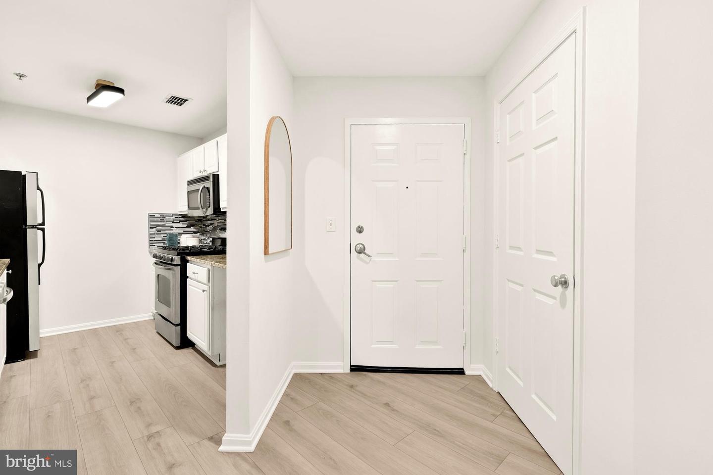 2004 11TH ST NW #124, WASHINGTON, District Of Columbia 20001, 2 Bedrooms Bedrooms, ,2 BathroomsBathrooms,Residential,For sale,2004 11TH ST NW #124,DCDC2209722 MLS # DCDC2209722