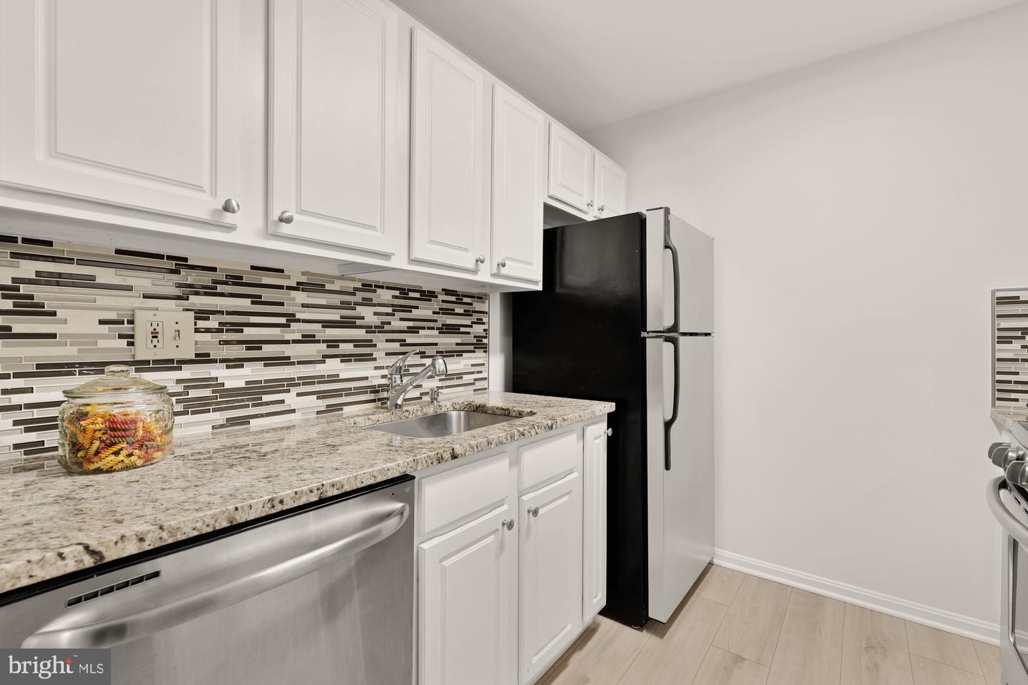 2004 11TH ST NW #124, WASHINGTON, District Of Columbia 20001, 2 Bedrooms Bedrooms, ,2 BathroomsBathrooms,Residential,For sale,2004 11TH ST NW #124,DCDC2209722 MLS # DCDC2209722