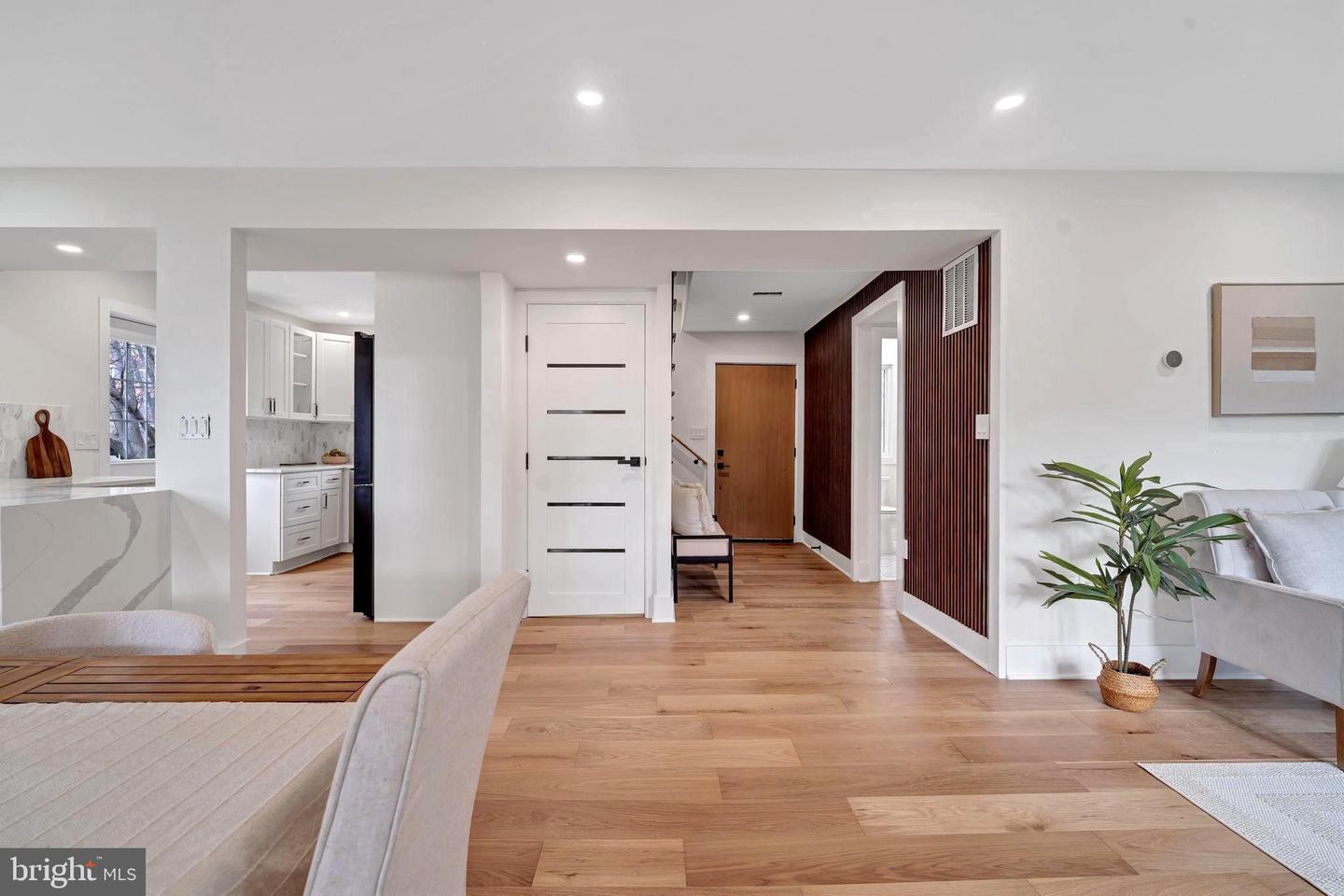 8120 EASTERN AVE NW, WASHINGTON, District Of Columbia 20012, 6 Bedrooms Bedrooms, ,4 BathroomsBathrooms,Residential,For sale,8120 EASTERN AVE NW,DCDC2209736 MLS # DCDC2209736