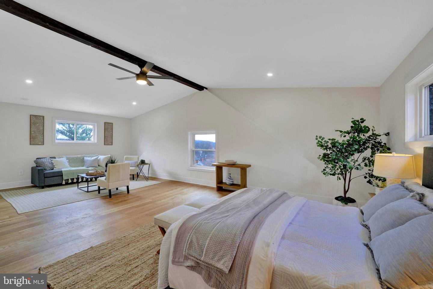 8120 EASTERN AVE NW, WASHINGTON, District Of Columbia 20012, 6 Bedrooms Bedrooms, ,4 BathroomsBathrooms,Residential,For sale,8120 EASTERN AVE NW,DCDC2209736 MLS # DCDC2209736