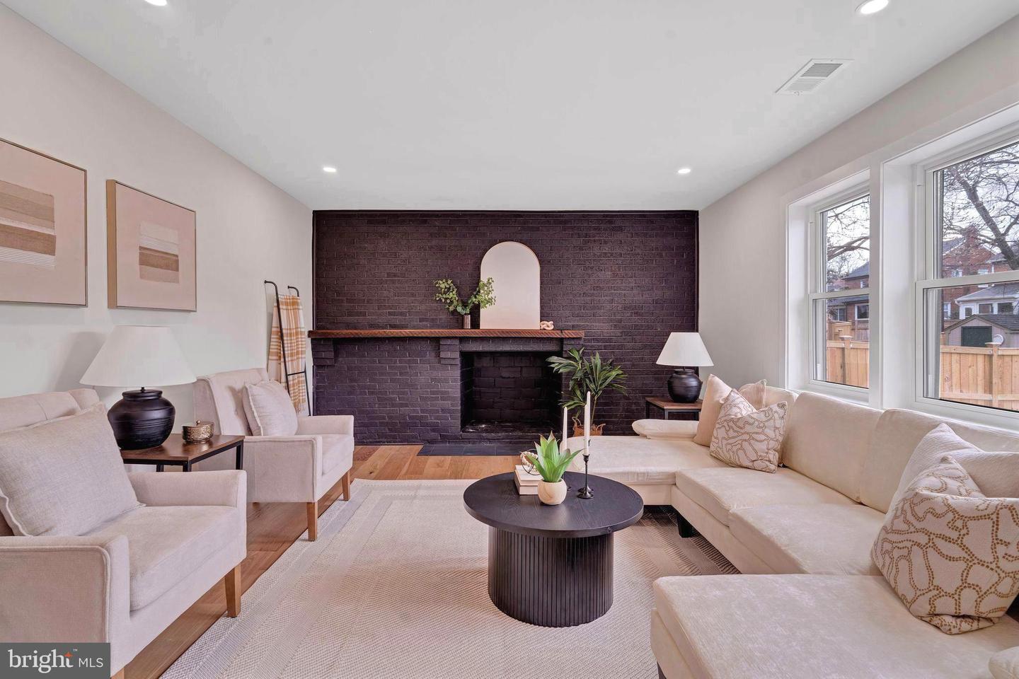 8120 EASTERN AVE NW, WASHINGTON, District Of Columbia 20012, 6 Bedrooms Bedrooms, ,4 BathroomsBathrooms,Residential,For sale,8120 EASTERN AVE NW,DCDC2209736 MLS # DCDC2209736