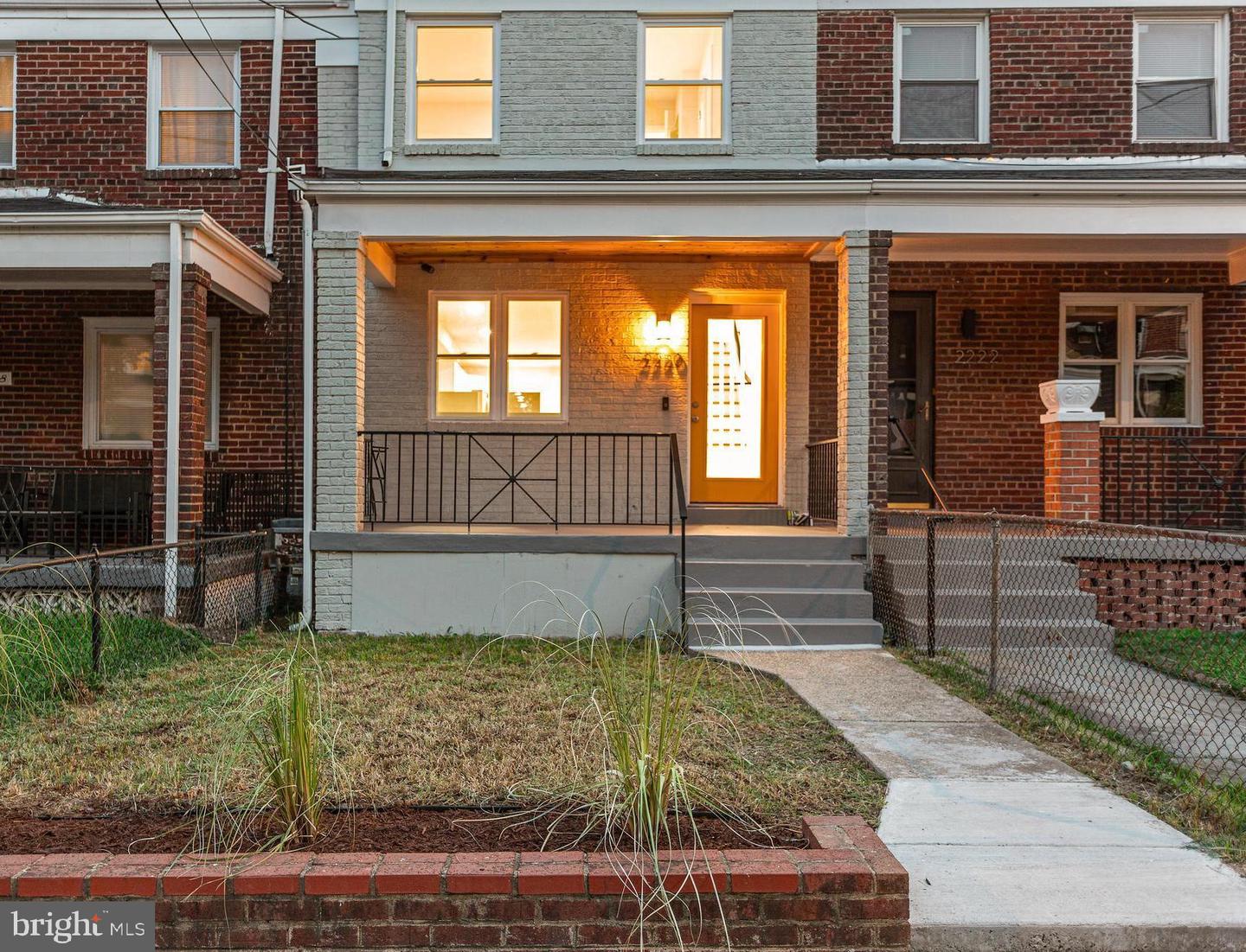 2220 13TH ST NE, WASHINGTON, District Of Columbia 20018, 3 Bedrooms Bedrooms, ,3 BathroomsBathrooms,Residential,For sale,2220 13TH ST NE,DCDC2209738 MLS # DCDC2209738