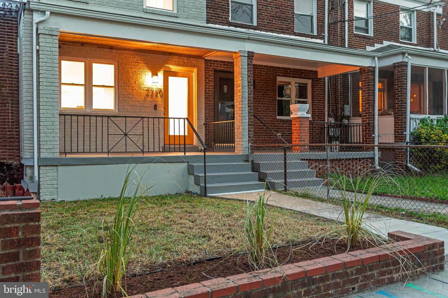 2220 13TH ST NE, WASHINGTON, District Of Columbia 20018, 3 Bedrooms Bedrooms, ,3 BathroomsBathrooms,Residential,For sale,2220 13TH ST NE,DCDC2209738 MLS # DCDC2209738
