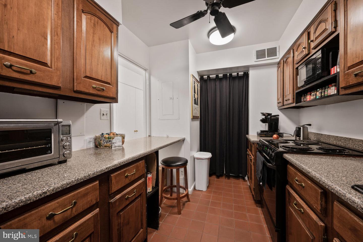 1001 26TH ST NW #503, WASHINGTON, District Of Columbia 20037, 1 Bedroom Bedrooms, ,1 BathroomBathrooms,Residential,For sale,1001 26TH ST NW #503,DCDC2209744 MLS # DCDC2209744