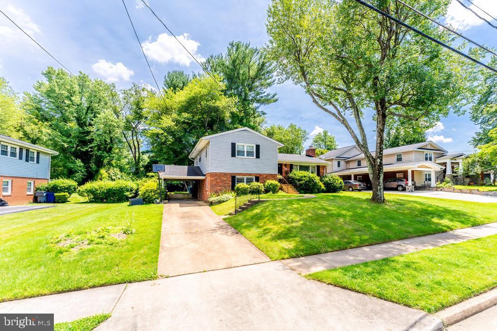 7107 SEA CLIFF RD, MCLEAN, Virginia 22101, ,Land,For sale,7107 SEA CLIFF RD,VAFX2249500 MLS # VAFX2249500