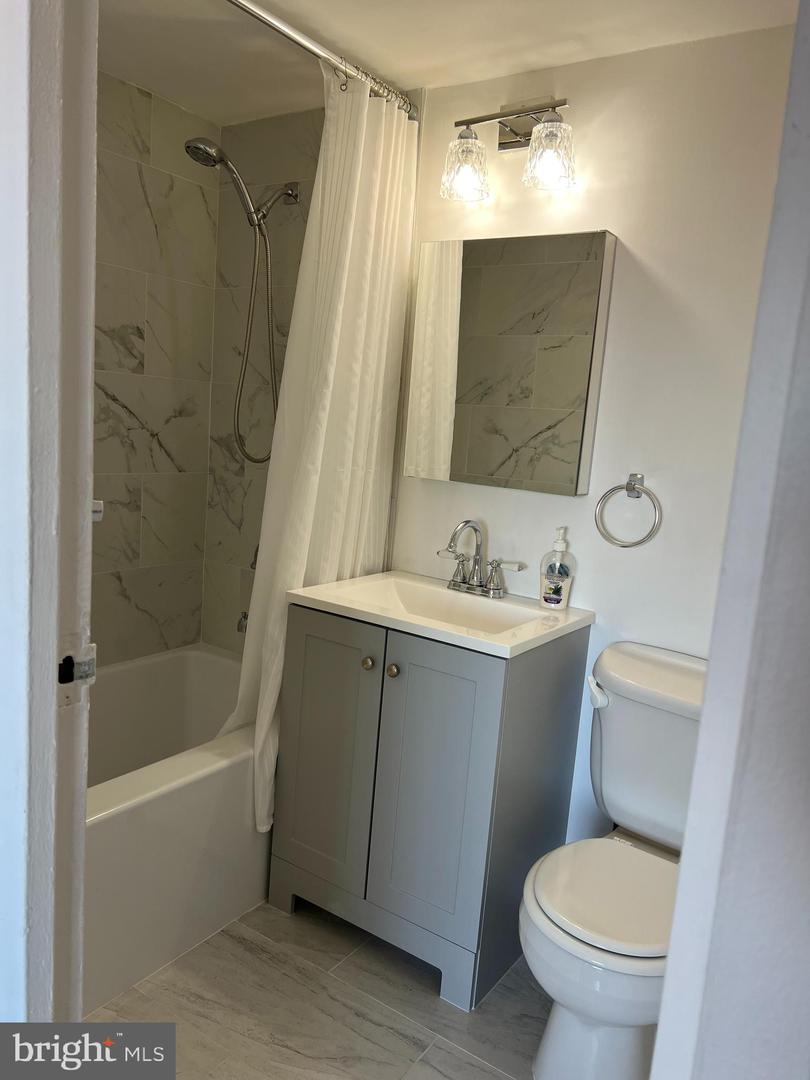 431 N ARMISTEAD ST #502, ALEXANDRIA, Virginia 22312, 2 Bedrooms Bedrooms, ,1 BathroomBathrooms,Residential,For sale,431 N ARMISTEAD ST #502,VAAX2039540 MLS # VAAX2039540