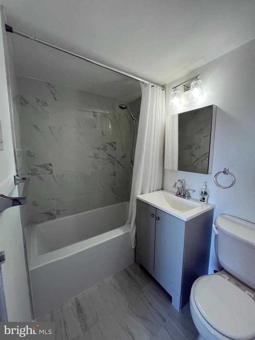 431 N ARMISTEAD ST #502, ALEXANDRIA, Virginia 22312, 2 Bedrooms Bedrooms, ,1 BathroomBathrooms,Residential,For sale,431 N ARMISTEAD ST #502,VAAX2039540 MLS # VAAX2039540