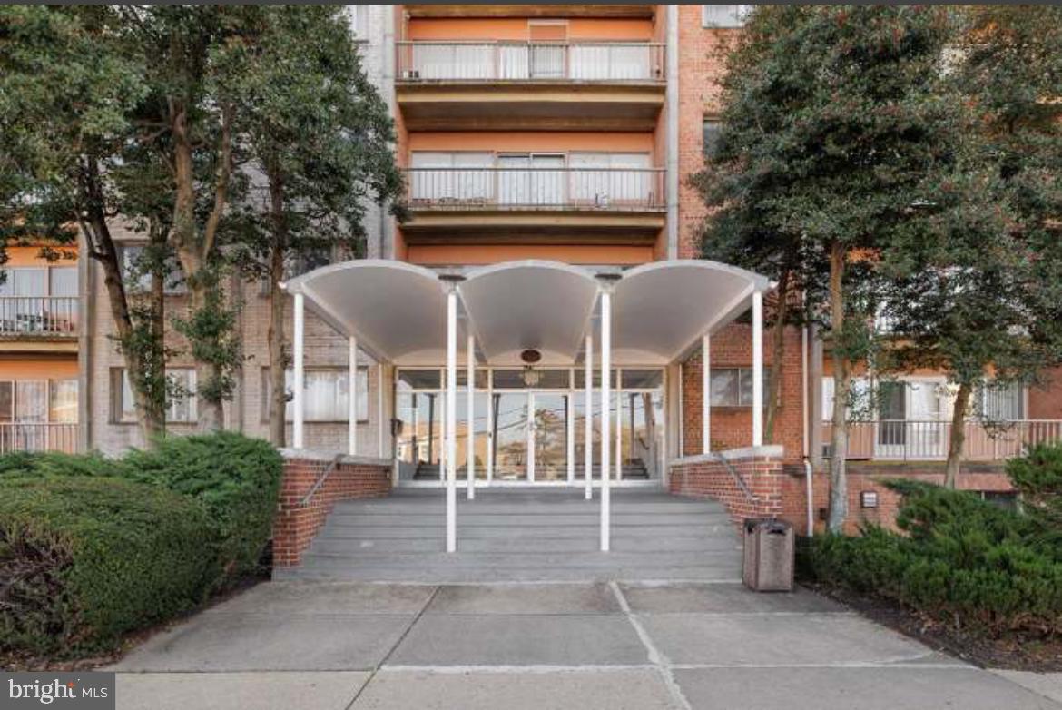 431 N ARMISTEAD ST #502, ALEXANDRIA, Virginia 22312, 2 Bedrooms Bedrooms, ,1 BathroomBathrooms,Residential,For sale,431 N ARMISTEAD ST #502,VAAX2039540 MLS # VAAX2039540
