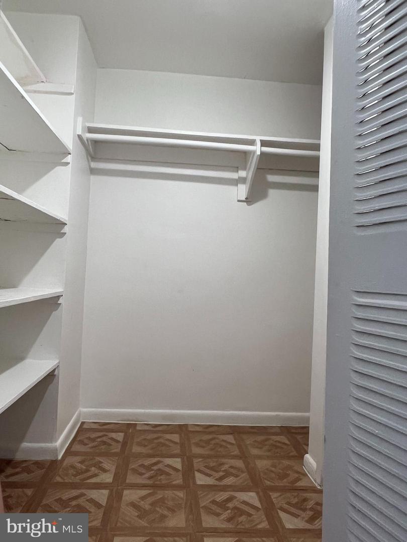 431 N ARMISTEAD ST #502, ALEXANDRIA, Virginia 22312, 2 Bedrooms Bedrooms, ,1 BathroomBathrooms,Residential,For sale,431 N ARMISTEAD ST #502,VAAX2039540 MLS # VAAX2039540