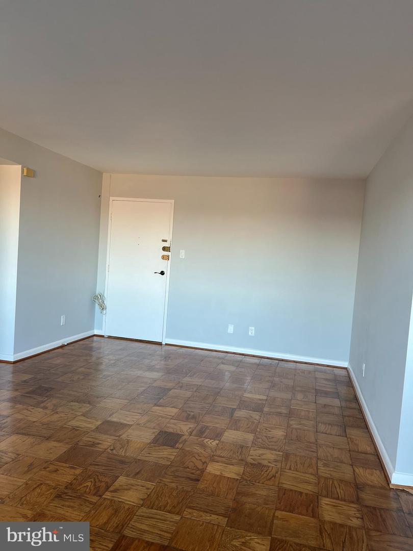 431 N ARMISTEAD ST #502, ALEXANDRIA, Virginia 22312, 2 Bedrooms Bedrooms, ,1 BathroomBathrooms,Residential,For sale,431 N ARMISTEAD ST #502,VAAX2039540 MLS # VAAX2039540