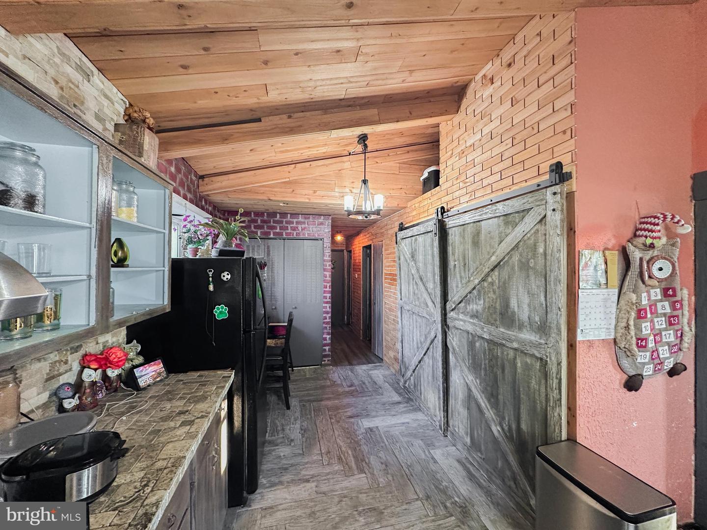 6073 WYCOFF SQ, CENTREVILLE, Virginia 20120, 3 Bedrooms Bedrooms, ,2 BathroomsBathrooms,Residential,For sale,6073 WYCOFF SQ,VAFX2221472 MLS # VAFX2221472