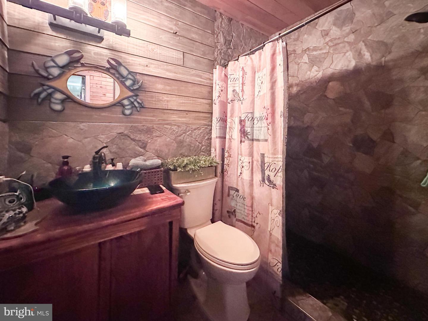 6073 WYCOFF SQ, CENTREVILLE, Virginia 20120, 3 Bedrooms Bedrooms, ,2 BathroomsBathrooms,Residential,For sale,6073 WYCOFF SQ,VAFX2221472 MLS # VAFX2221472