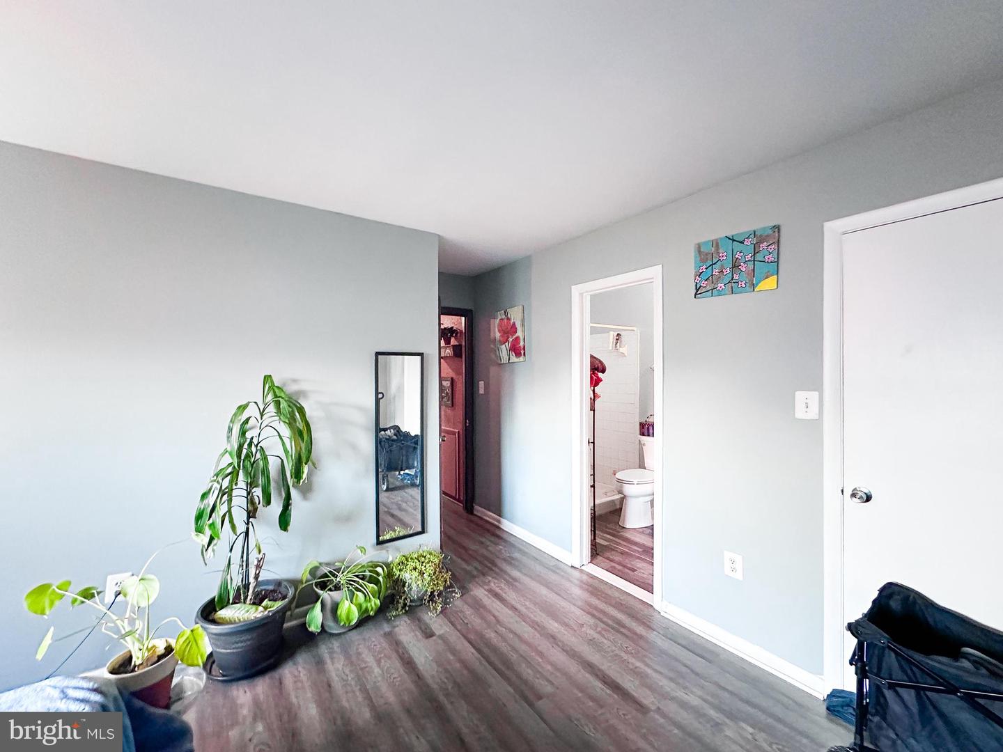 6073 WYCOFF SQ, CENTREVILLE, Virginia 20120, 3 Bedrooms Bedrooms, ,2 BathroomsBathrooms,Residential,For sale,6073 WYCOFF SQ,VAFX2221472 MLS # VAFX2221472