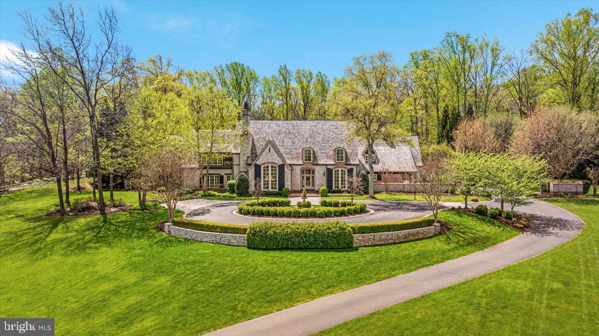 12905 COMPTON RD, CLIFTON, Virginia 20124, 6 Bedrooms Bedrooms, ,8 BathroomsBathrooms,Residential,For sale,12905 COMPTON RD,VAFX2235338 MLS # VAFX2235338