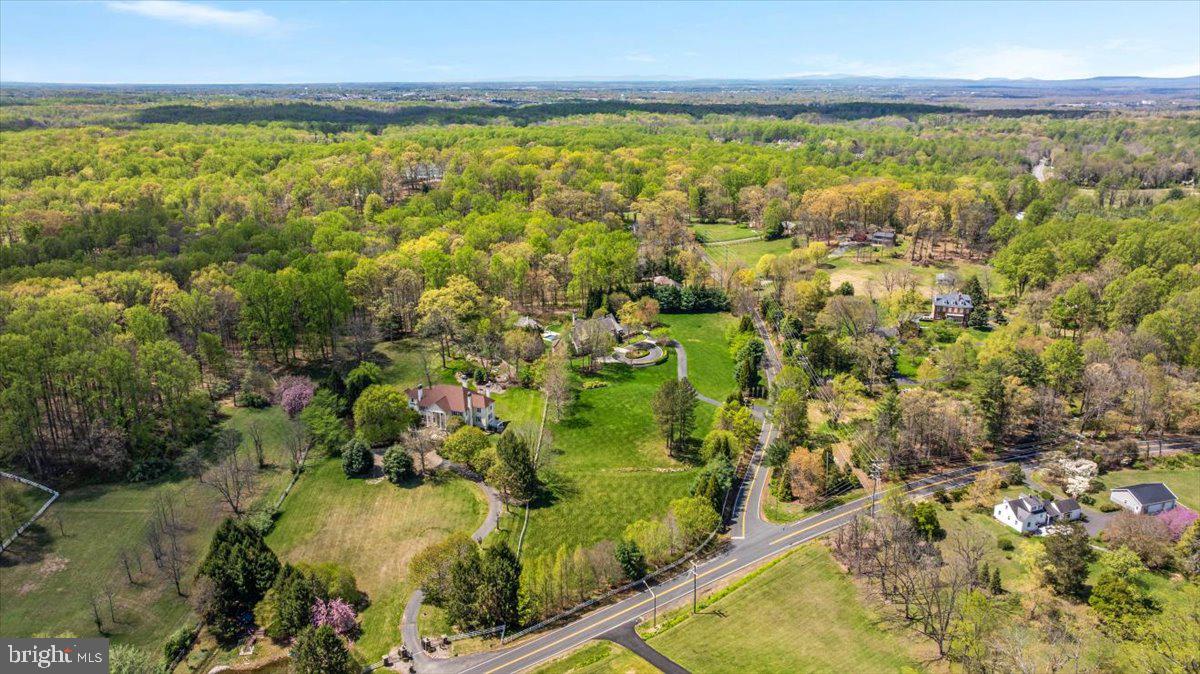 12905 COMPTON RD, CLIFTON, Virginia 20124, 6 Bedrooms Bedrooms, ,8 BathroomsBathrooms,Residential,For sale,12905 COMPTON RD,VAFX2235338 MLS # VAFX2235338