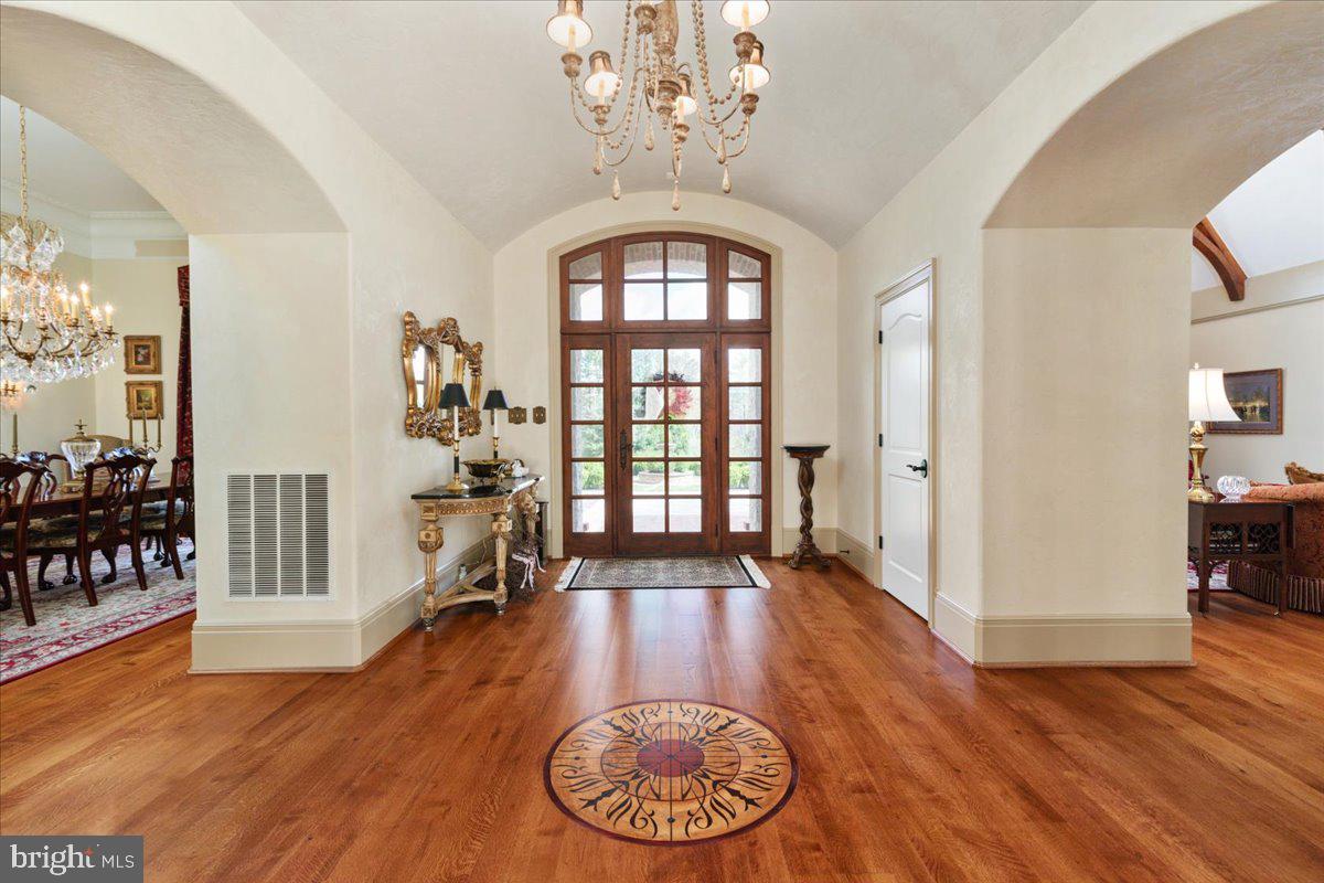 12905 COMPTON RD, CLIFTON, Virginia 20124, 6 Bedrooms Bedrooms, ,8 BathroomsBathrooms,Residential,For sale,12905 COMPTON RD,VAFX2235338 MLS # VAFX2235338
