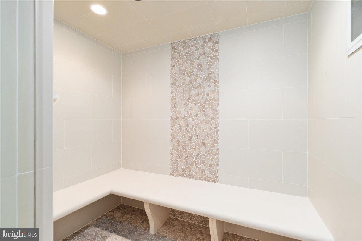 12905 COMPTON RD, CLIFTON, Virginia 20124, 6 Bedrooms Bedrooms, ,8 BathroomsBathrooms,Residential,For sale,12905 COMPTON RD,VAFX2235338 MLS # VAFX2235338