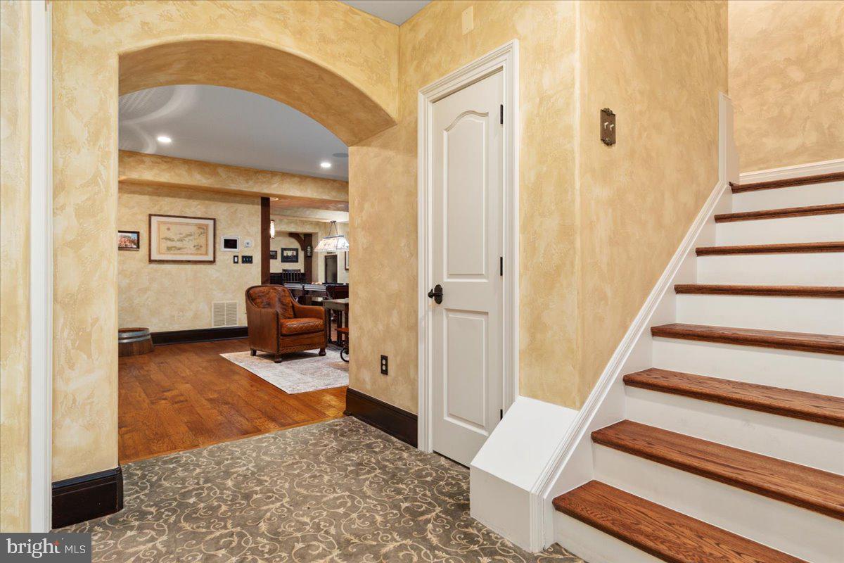 12905 COMPTON RD, CLIFTON, Virginia 20124, 6 Bedrooms Bedrooms, ,8 BathroomsBathrooms,Residential,For sale,12905 COMPTON RD,VAFX2235338 MLS # VAFX2235338