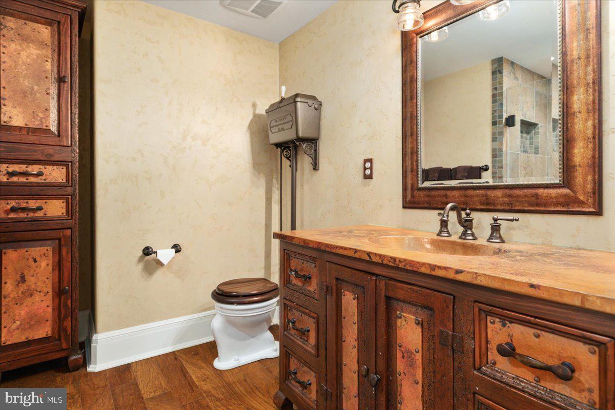 12905 COMPTON RD, CLIFTON, Virginia 20124, 6 Bedrooms Bedrooms, ,8 BathroomsBathrooms,Residential,For sale,12905 COMPTON RD,VAFX2235338 MLS # VAFX2235338