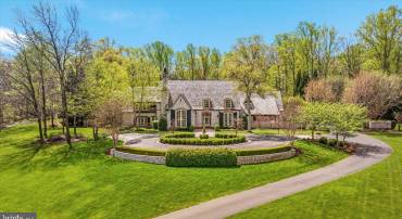 12905 COMPTON RD, CLIFTON, Virginia 20124, 6 Bedrooms Bedrooms, ,8 BathroomsBathrooms,Residential,For sale,12905 COMPTON RD,VAFX2235338 MLS # VAFX2235338