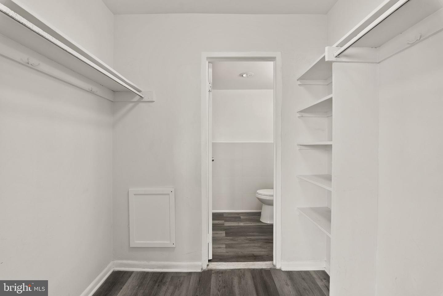 6631 WAKEFIELD DR #804, ALEXANDRIA, Virginia 22307, ,1 BathroomBathrooms,Residential,For sale,6631 WAKEFIELD DR #804,VAFX2235874 MLS # VAFX2235874