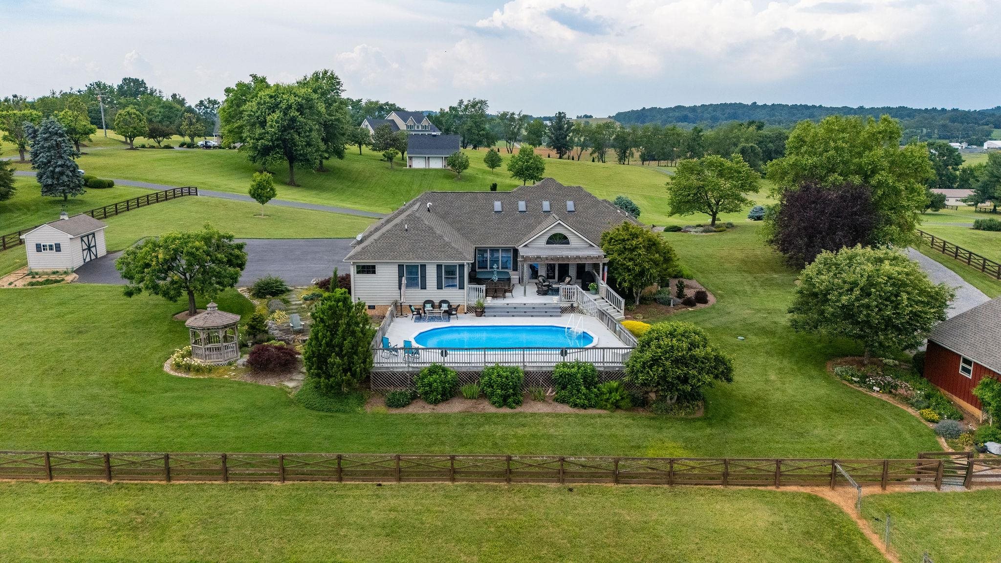 109 ABNER LN, WAYNESBORO, Virginia 22980, 4 Bedrooms Bedrooms, ,2 BathroomsBathrooms,Residential,109 ABNER LN,666565 MLS # 666565