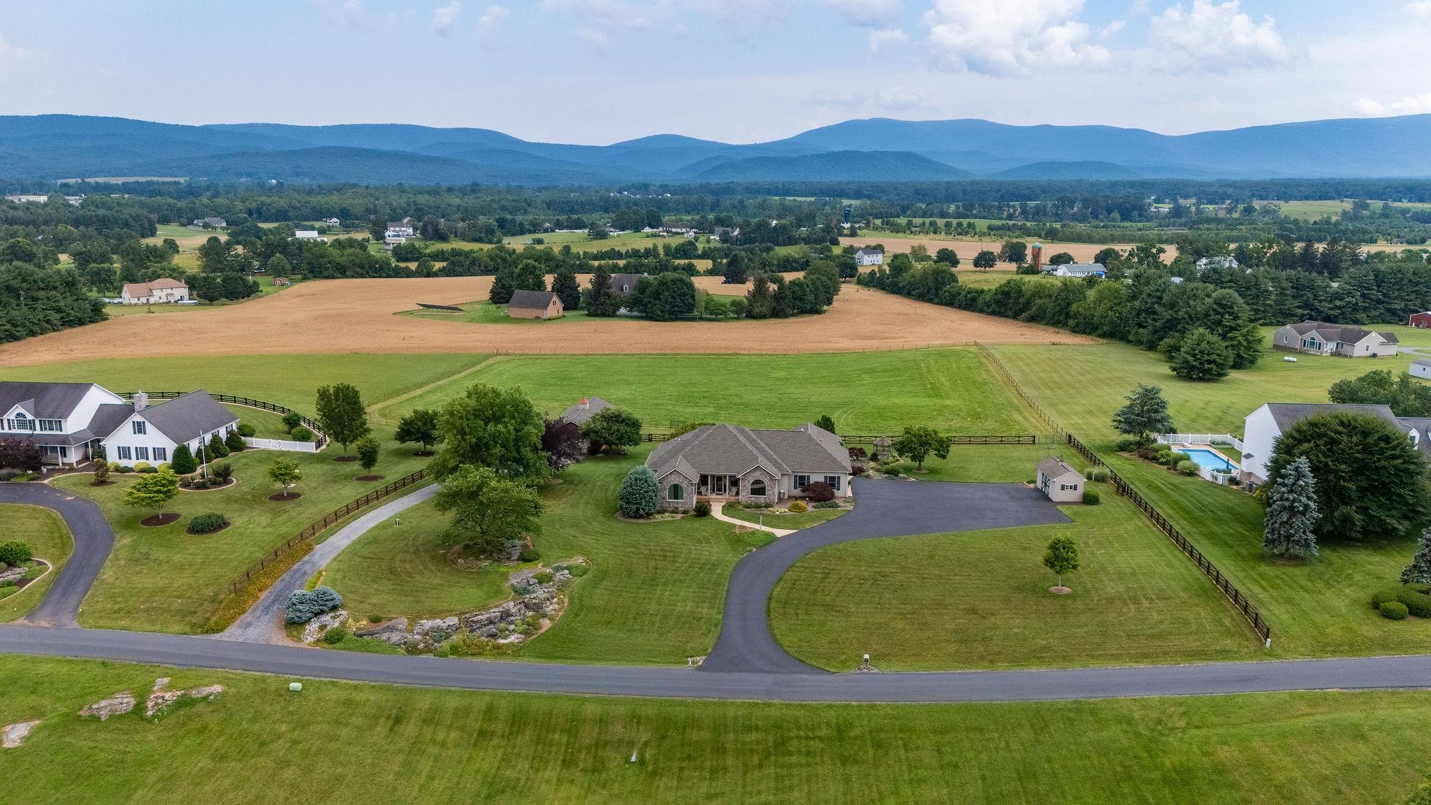 109 ABNER LN, WAYNESBORO, Virginia 22980, 4 Bedrooms Bedrooms, ,2 BathroomsBathrooms,Residential,109 ABNER LN,666565 MLS # 666565