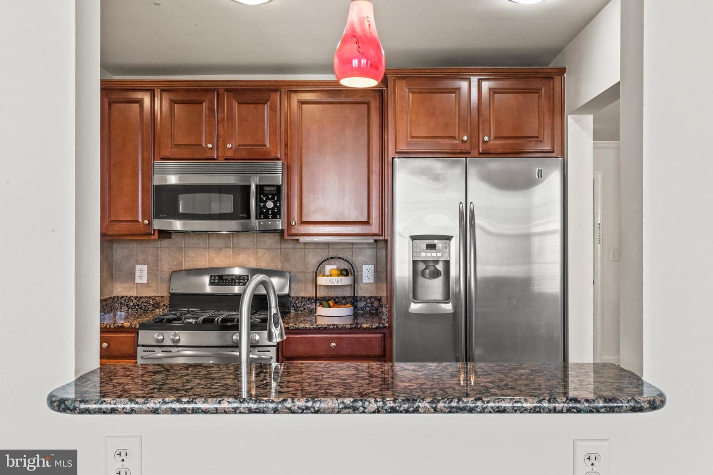 400 CAMERON STATION BLVD #417, ALEXANDRIA, Virginia 22304, 2 Bedrooms Bedrooms, ,2 BathroomsBathrooms,Residential,For sale,400 CAMERON STATION BLVD #417,VAAX2045216 MLS # VAAX2045216