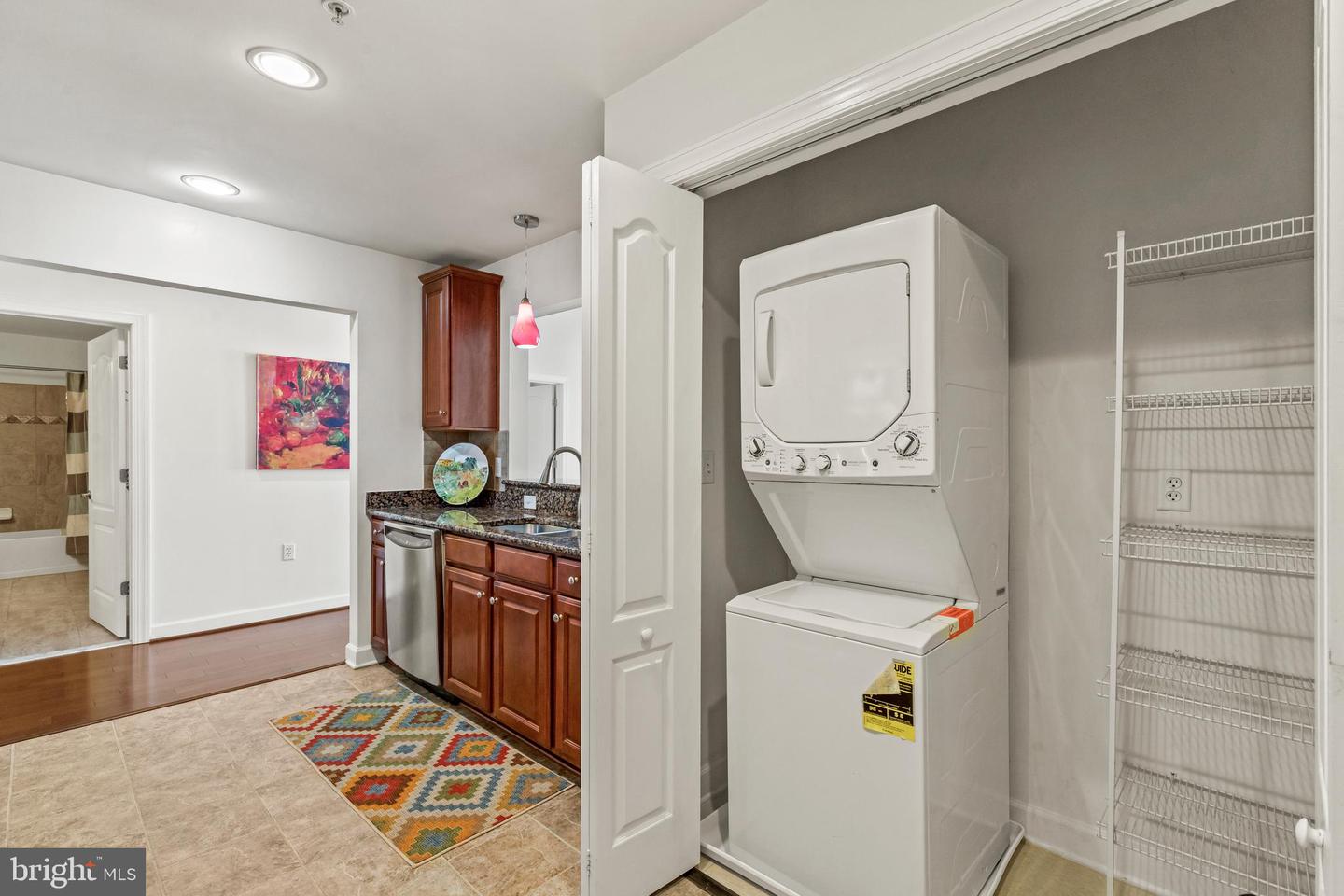 400 CAMERON STATION BLVD #417, ALEXANDRIA, Virginia 22304, 2 Bedrooms Bedrooms, ,2 BathroomsBathrooms,Residential,For sale,400 CAMERON STATION BLVD #417,VAAX2045216 MLS # VAAX2045216