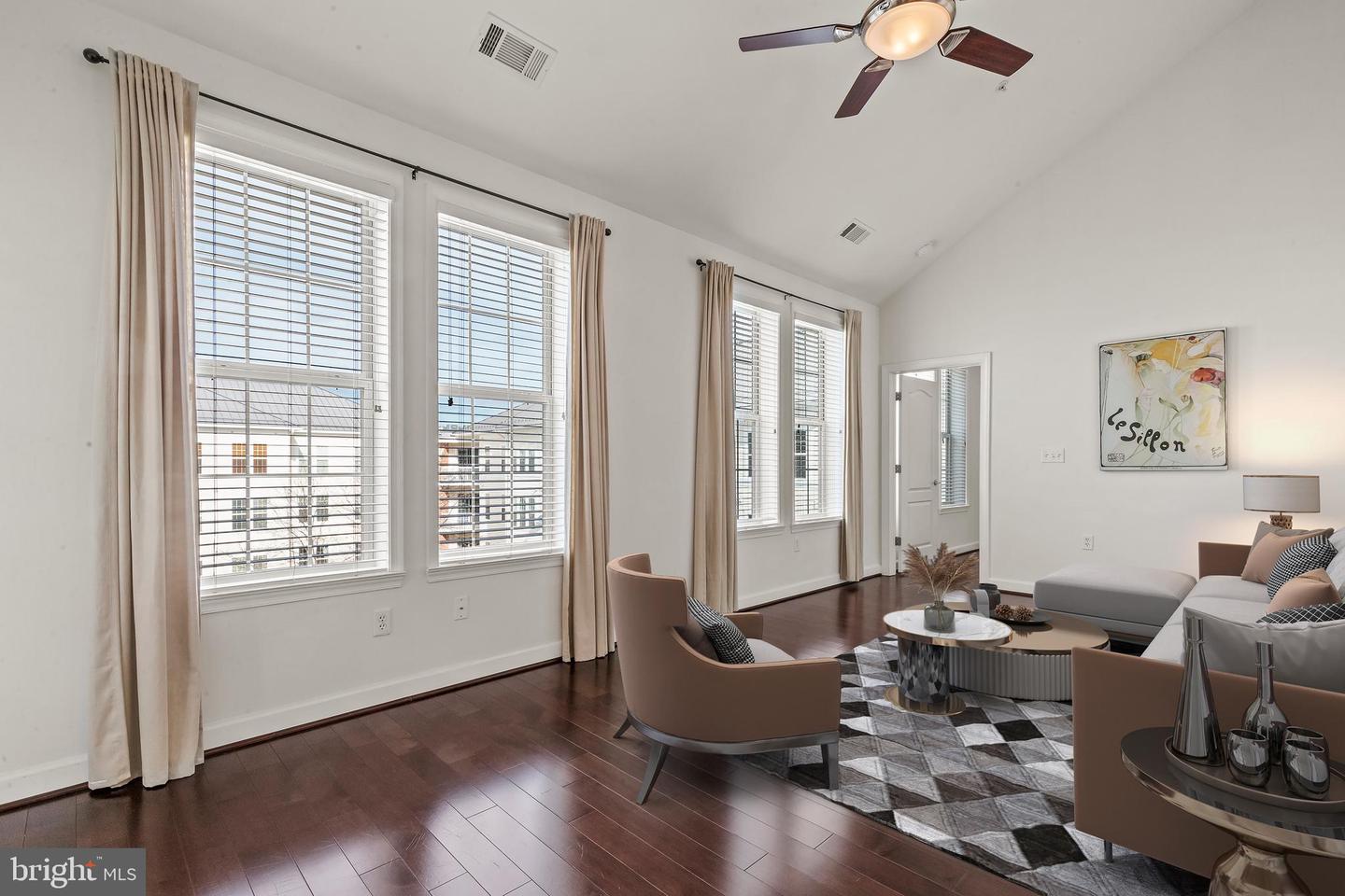 400 CAMERON STATION BLVD #417, ALEXANDRIA, Virginia 22304, 2 Bedrooms Bedrooms, ,2 BathroomsBathrooms,Residential,For sale,400 CAMERON STATION BLVD #417,VAAX2045216 MLS # VAAX2045216