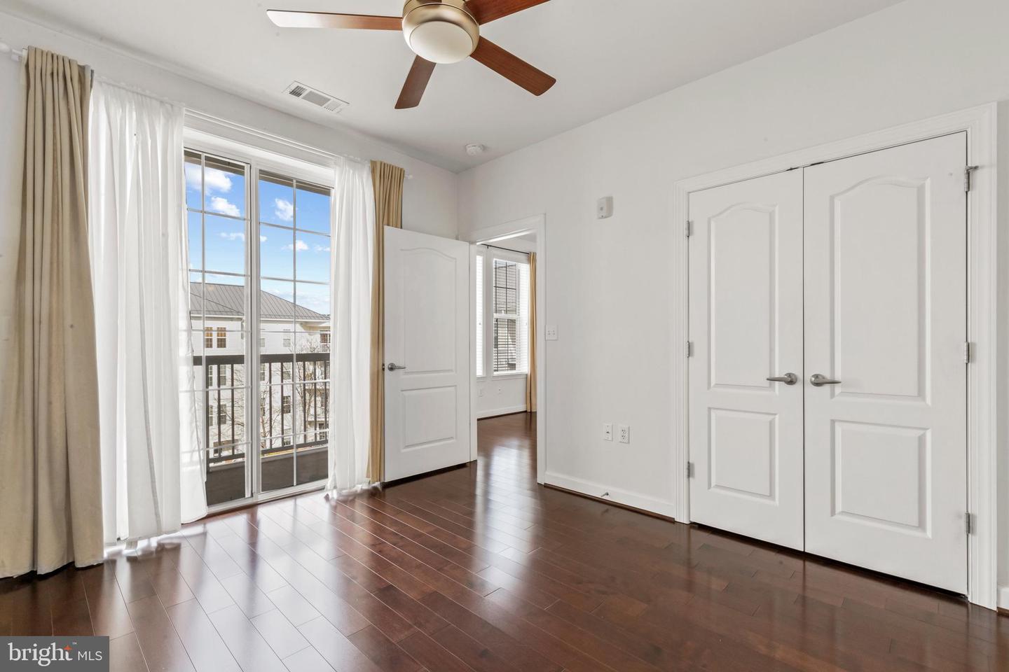 400 CAMERON STATION BLVD #417, ALEXANDRIA, Virginia 22304, 2 Bedrooms Bedrooms, ,2 BathroomsBathrooms,Residential,For sale,400 CAMERON STATION BLVD #417,VAAX2045216 MLS # VAAX2045216