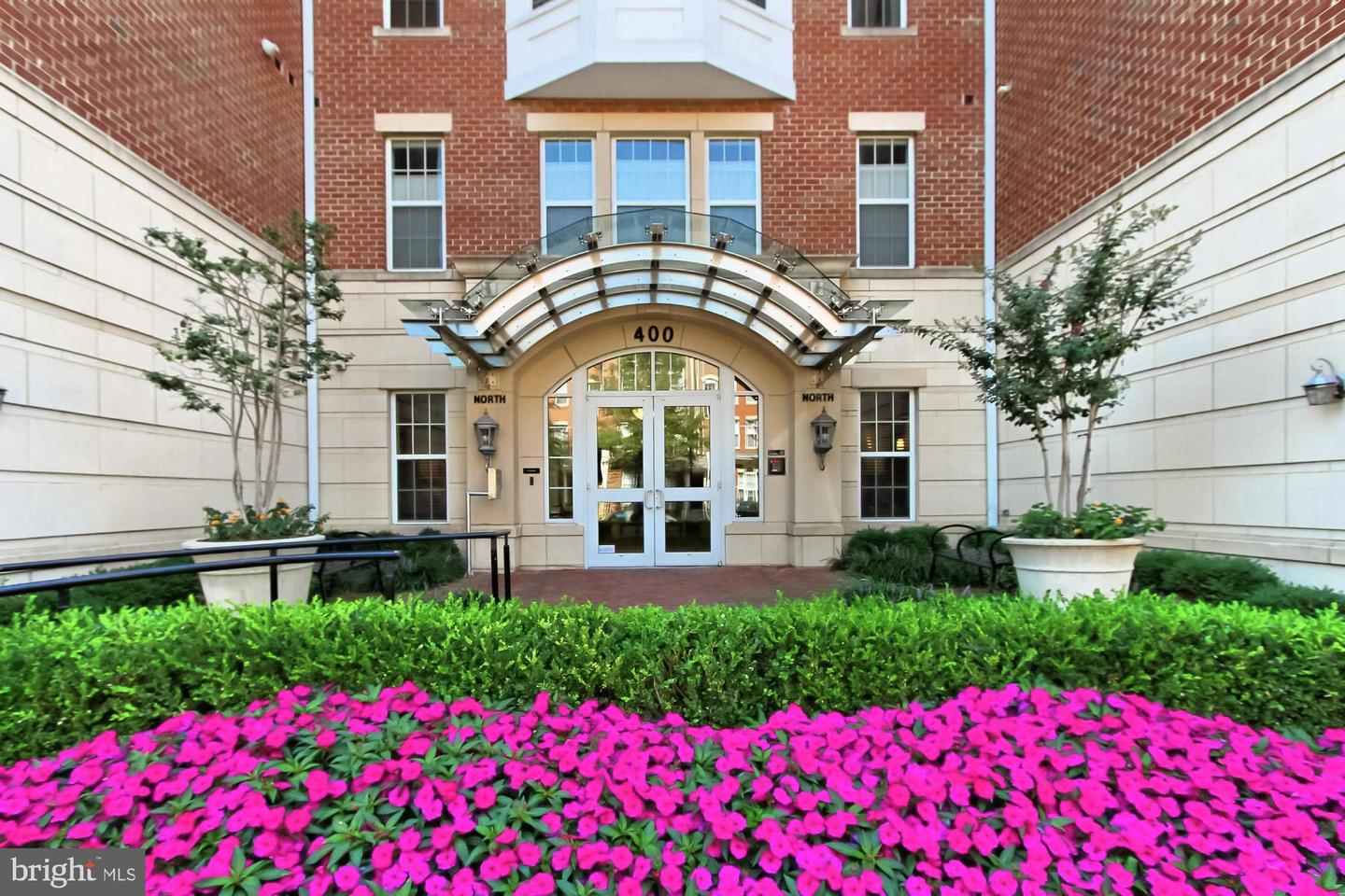 400 CAMERON STATION BLVD #417, ALEXANDRIA, Virginia 22304, 2 Bedrooms Bedrooms, ,2 BathroomsBathrooms,Residential,For sale,400 CAMERON STATION BLVD #417,VAAX2045216 MLS # VAAX2045216