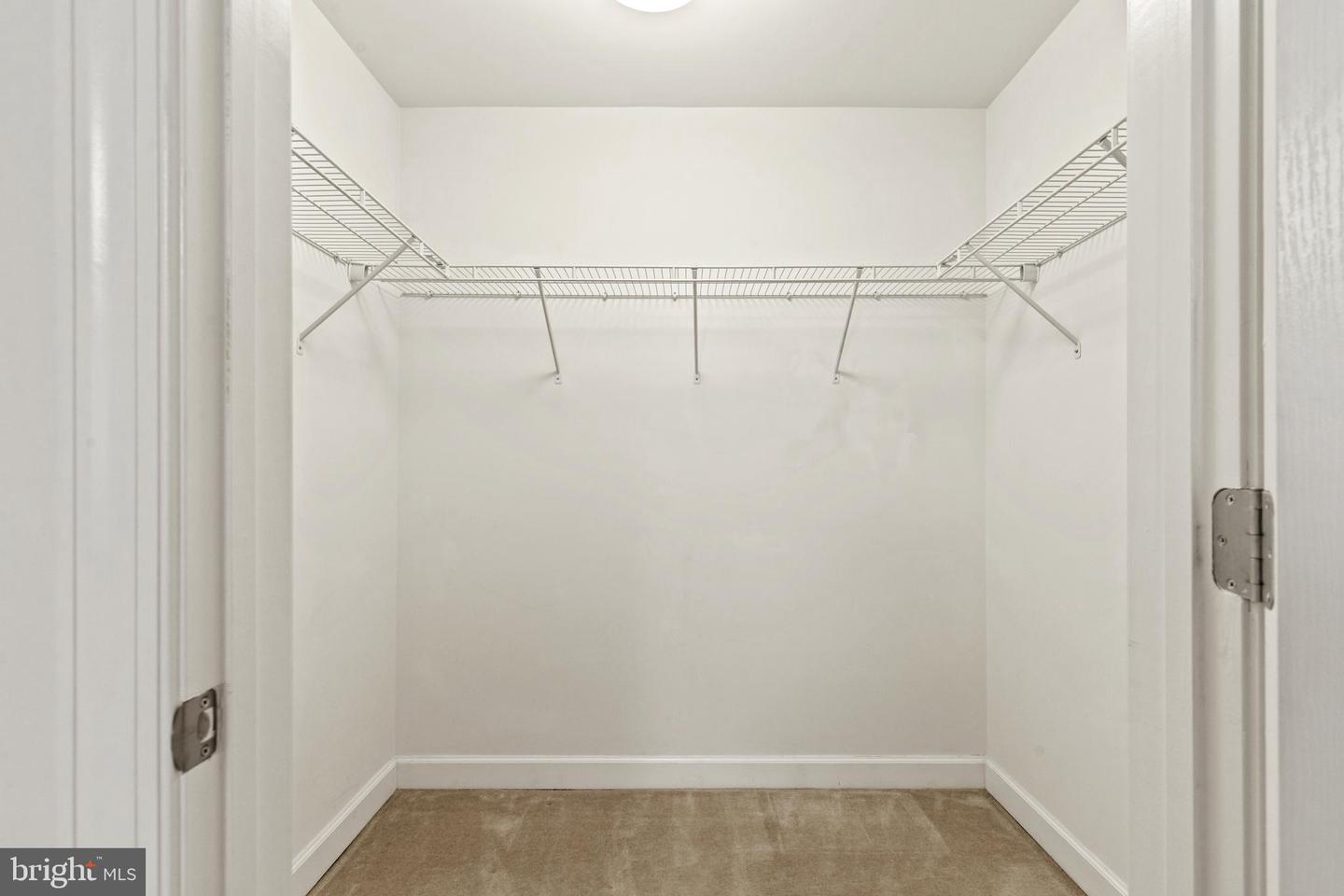 400 CAMERON STATION BLVD #417, ALEXANDRIA, Virginia 22304, 2 Bedrooms Bedrooms, ,2 BathroomsBathrooms,Residential,For sale,400 CAMERON STATION BLVD #417,VAAX2045216 MLS # VAAX2045216