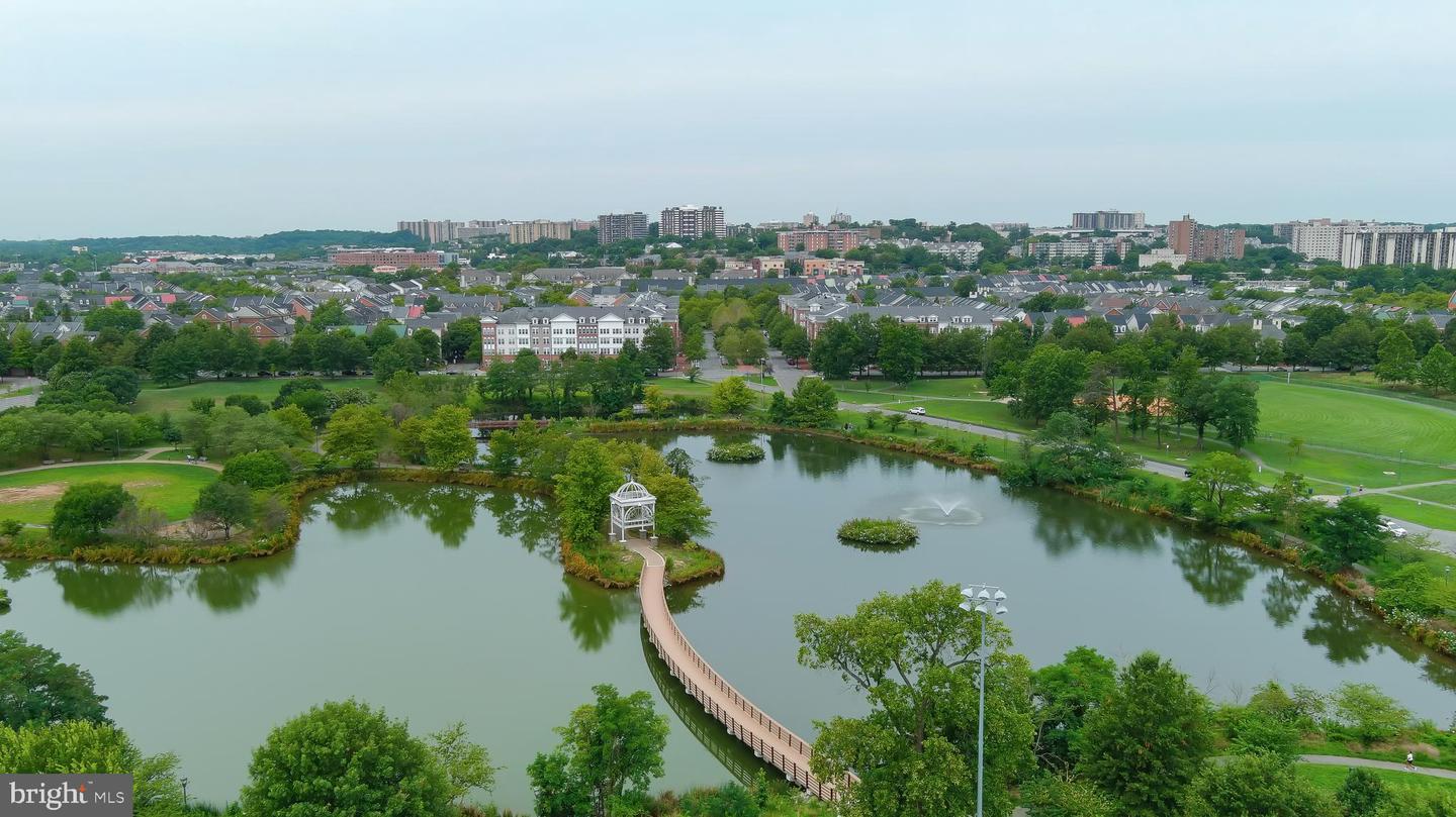 400 CAMERON STATION BLVD #417, ALEXANDRIA, Virginia 22304, 2 Bedrooms Bedrooms, ,2 BathroomsBathrooms,Residential,For sale,400 CAMERON STATION BLVD #417,VAAX2045216 MLS # VAAX2045216
