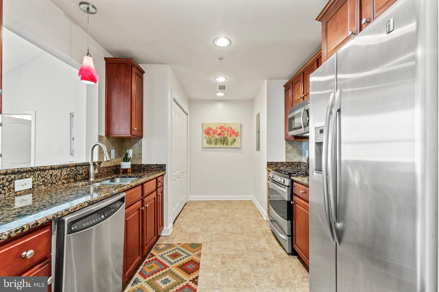 400 CAMERON STATION BLVD #417, ALEXANDRIA, Virginia 22304, 2 Bedrooms Bedrooms, ,2 BathroomsBathrooms,Residential,For sale,400 CAMERON STATION BLVD #417,VAAX2045216 MLS # VAAX2045216