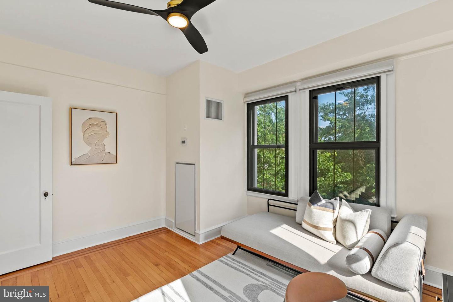 1613 HARVARD ST NW #306, WASHINGTON, District Of Columbia 20009, 2 Bedrooms Bedrooms, 5 Rooms Rooms,1 BathroomBathrooms,Residential,For sale,1613 HARVARD ST NW #306,DCDC2201872 MLS # DCDC2201872